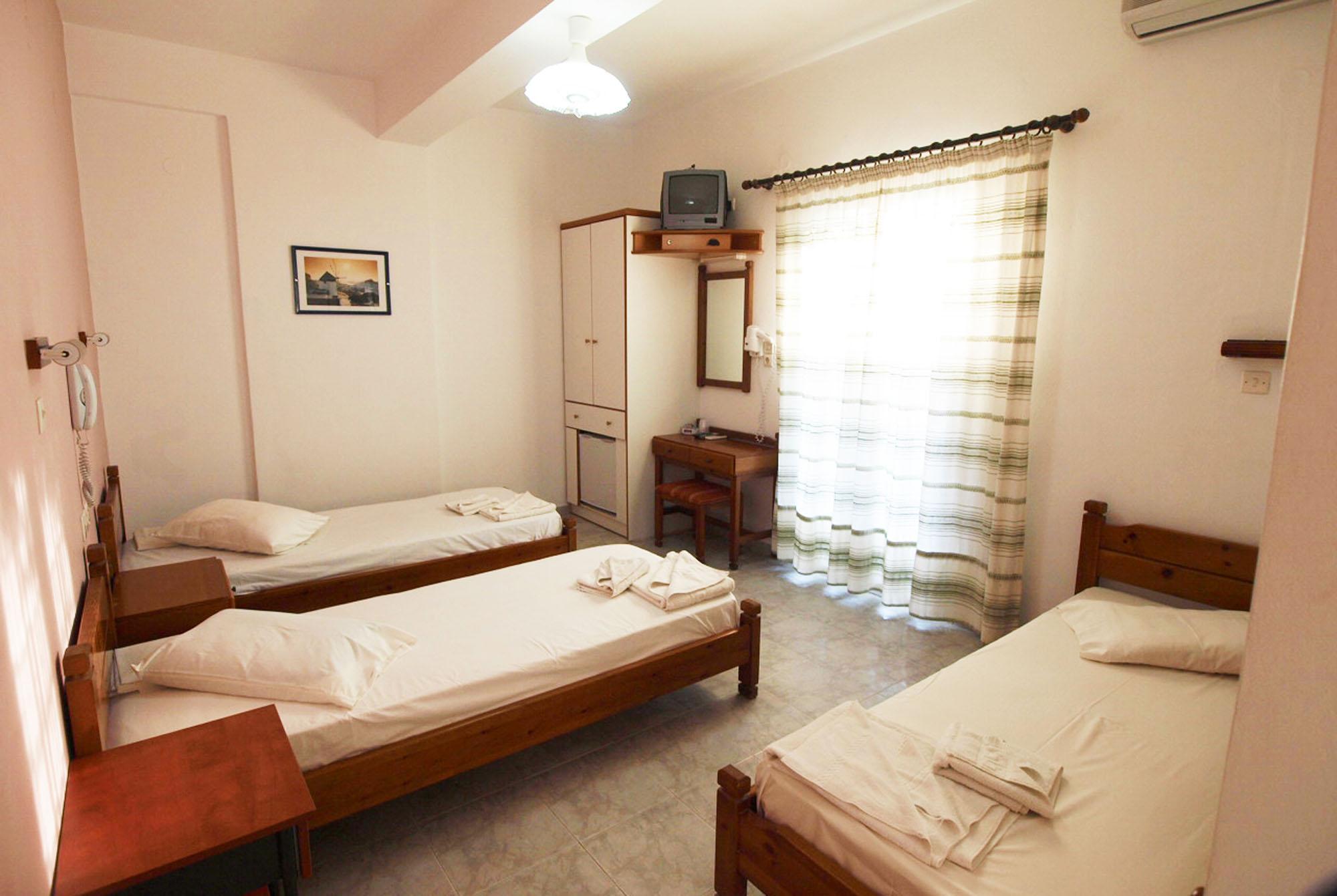 Hotel Aegeon Mylopotas Extérieur photo