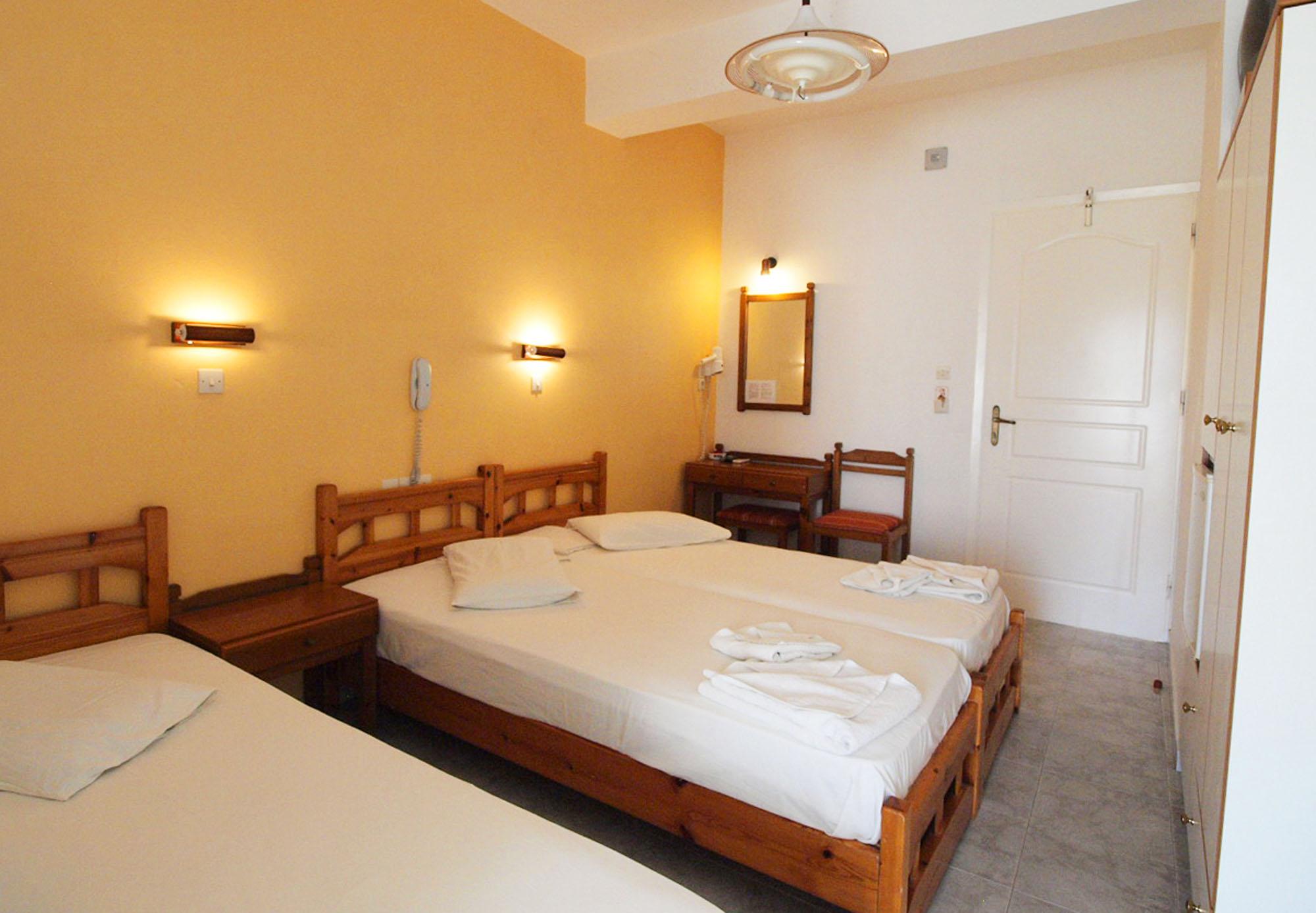 Hotel Aegeon Mylopotas Extérieur photo